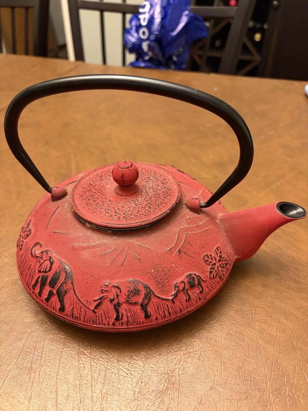 Teavana Japanese Red Elephant Design Cast Iron Teapot Tea Pot with Filter & Lid